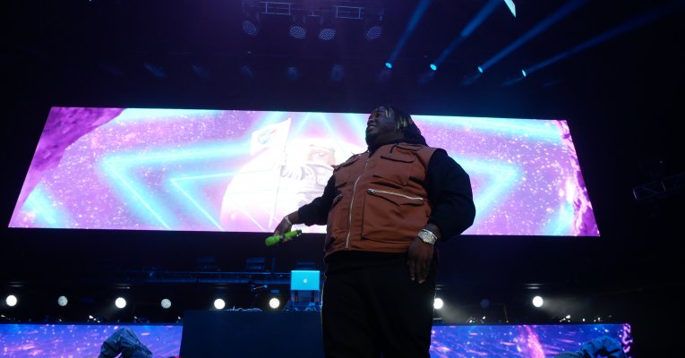 P1230506 • La Mega 97.9